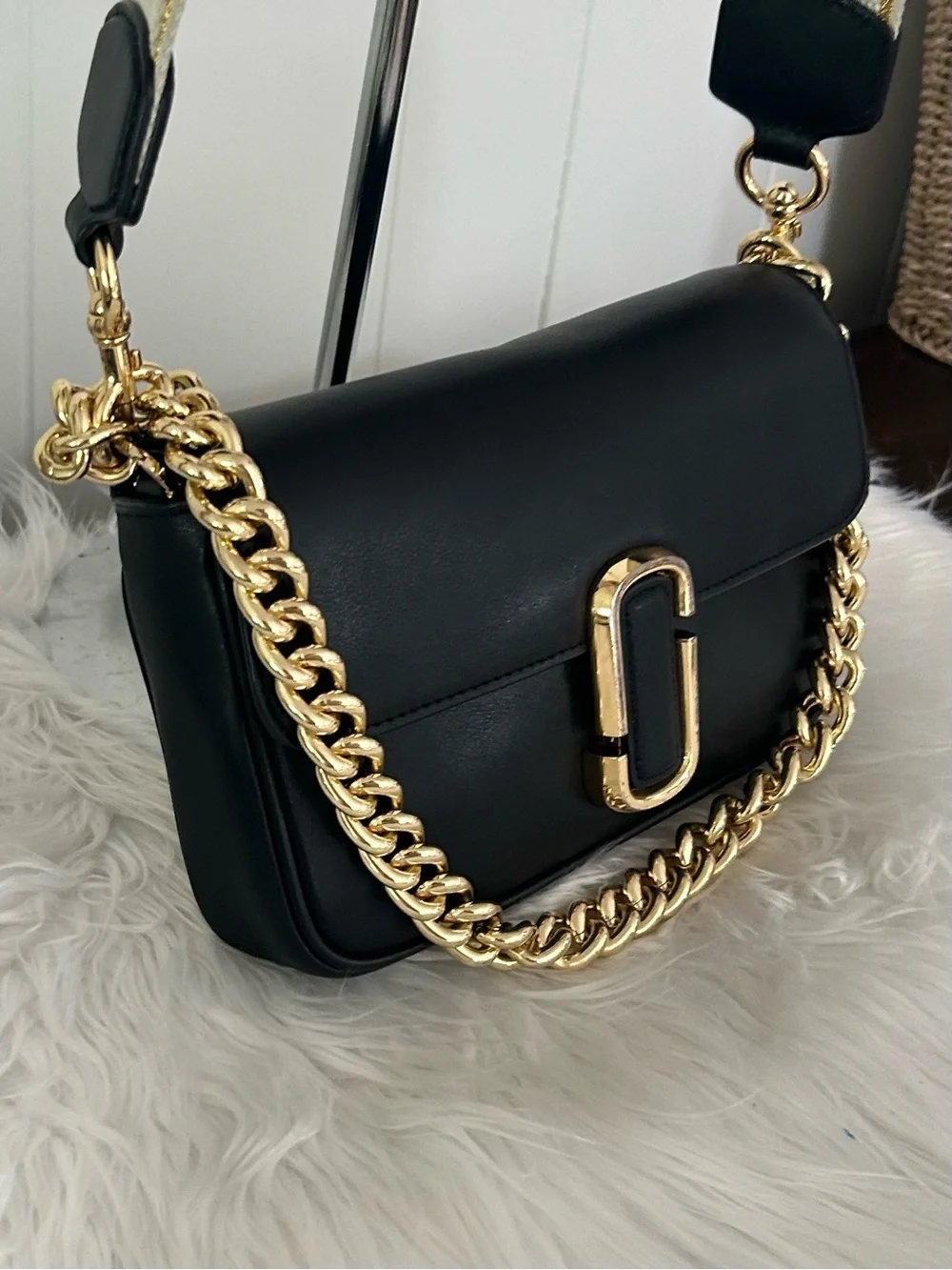 Marc Jacobs The J Marc Mini Black Leather Shoulder Crossbody Bag Chain Strap